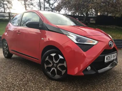 Used Toyota Aygo Trend 72 HP (52 kW) 2020 Red Hatchback