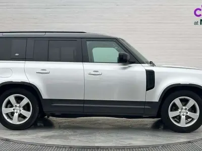 Second-hand Land Rover Defender