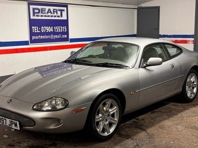 Jaguar XK8