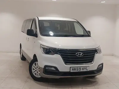 Used Hyundai I800 SE 136 HP (100 kW) 2019 White MPV