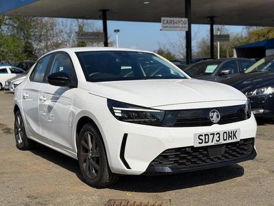 Second-hand Vauxhall Corsa Design Edition 100 CP (73 kW) 2023 Alb Hatchback