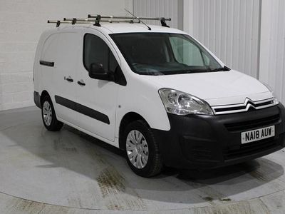 Used Citroën Berlingo 100 HP (73 kW) 2018 White MPV