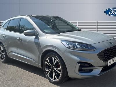 Käytetty Ford Kuga ST-Line X 150 HP (110 kW) 2023 Hopea Katumaasturi