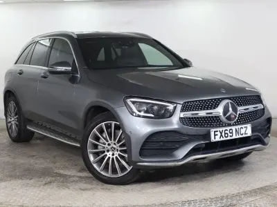 Begagnad Mercedes GLC220 AMG line 2019 Grå