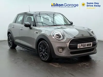 Begagnad Mini Cooper Classic 2018 Grå Halvkombi