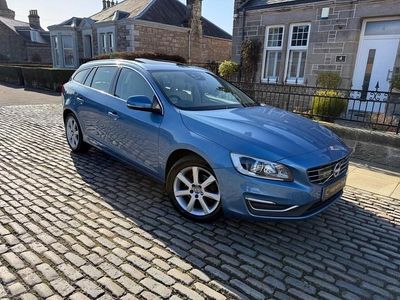 Used Volvo V60 SE Lux 150 HP (110 kW) 2016 Blue Estate