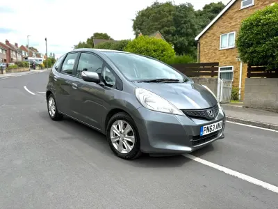 Used Honda Jazz ES 99 HP (72 kW) 2013 Grey Hatchback