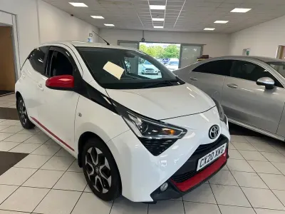 Used Toyota Aygo Trend 72 HP (52 kW) 2020 White Hatchback