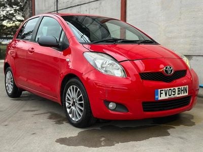 Red Used 2009 Toyota Yaris SR Hatchback | £2,500 (Fair price)