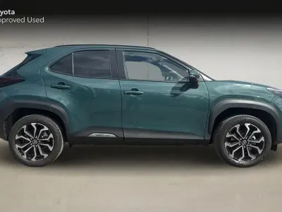New Toyota Yaris Cross Design 2026 Green SUV
