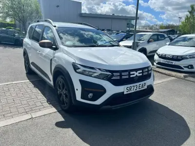 Usado Dacia Jogger Extreme 110 HP (80 kW) 2024 Branco Monovolume