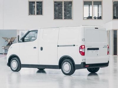 White New 2025 Maxus eDeliver 3 Van | £16,995 (Fair price)