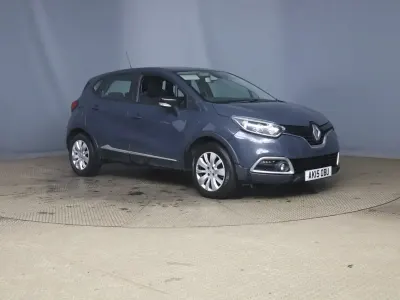 Używany Renault Captur Expression+ 90 KM (66 kW) 2015 Niebieski SUV