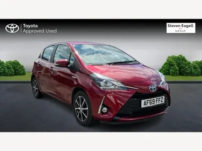 Used Toyota Yaris Hybrid 2019 Red Hatchback