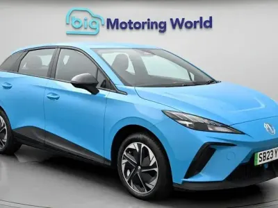 Used MG MG4 EV SE 319 kW (435 HP) 2023 Blue Hatchback