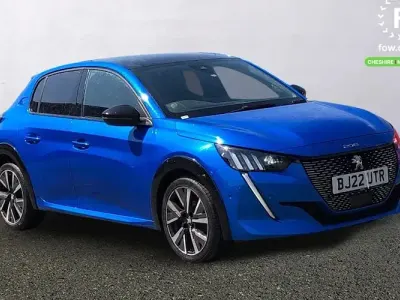 Usado Peugeot 208 GTi 102 HP (75 kW) 2022 Azul Citadino