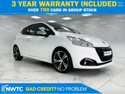 Used Peugeot 208 Prestige 208 HP (152 kW) 2018 White Hatchback