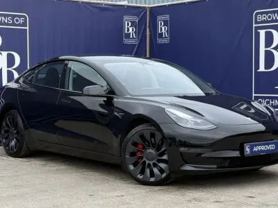 Usado Tesla Model 3 Performance 75 kW (102 HP) 2023 Preto Sedan