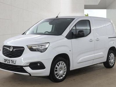 Used Vauxhall Combo 100 HP (73 kW) 2023 White MPV