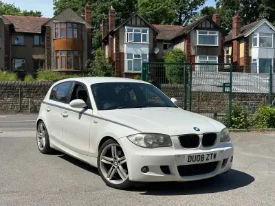 Begagnad BMW 120 M Sport 2008 Vit Halvkombi