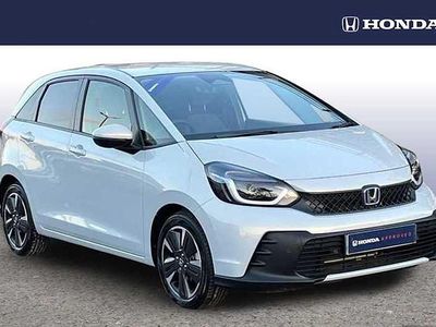 Premium sunlight white New 2025 Honda Jazz Advance Hatchback | £24,994 (Fair price)