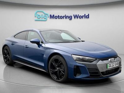 Usado Audi e-tron GT quattro 494 kW (673 HP) 2022 Azul Sedan