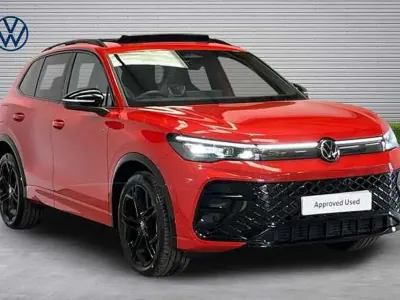 Used VW Tiguan R-line 150 HP (110 kW) 2025 Red SUV