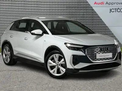 Used Audi Q4 e-tron S-Line 150 kW (204 HP) 2021 White SUV