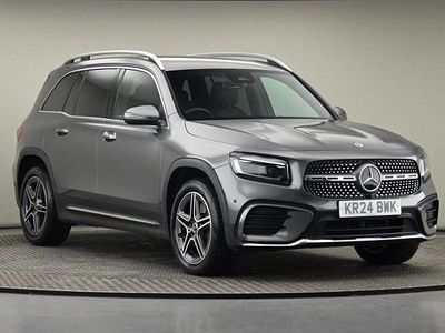 Mercedes GLB220