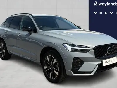 Used Volvo XC60 Plus 247 HP (181 kW) 2025 Grey SUV