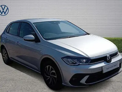 Used VW Polo Life 95 HP (69 kW) 2023 Silver Hatchback