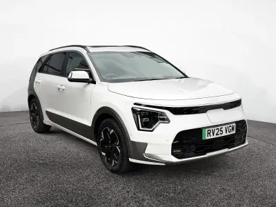 Used Kia e-Niro 150 kW (204 HP) 2025 White pearl SUV