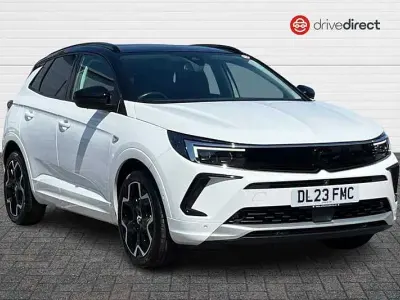 Used Vauxhall Grandland X Ultimate 130 HP (95 kW) 2023 White SUV