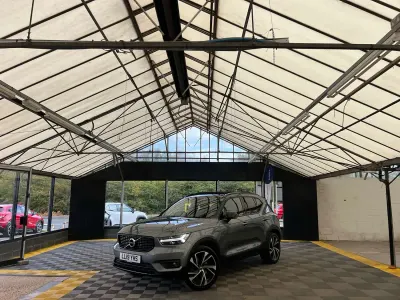 Used Volvo XC40 R-Design Pro 187 HP (137 kW) 2019 Osmium grey SUV