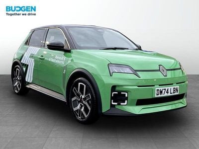 Used Renault R5 Komfort 110 kW (150 HP) 2025 Hatchback