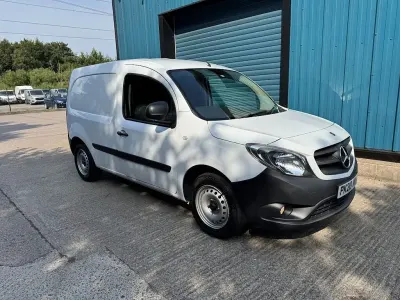 Used Mercedes Citan 109 93 HP (68 kW) 2020 Black MPV