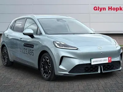 New MG MG4 EV 319 kW (435 HP) 2026 Hatchback
