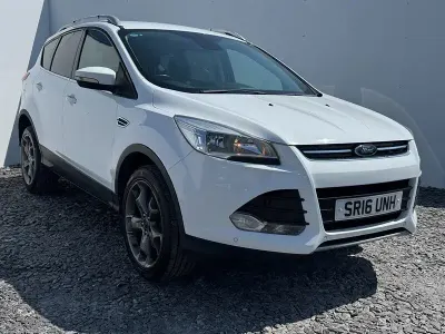 Used Ford Kuga Titanium 182 HP (133 kW) 2016 White SUV