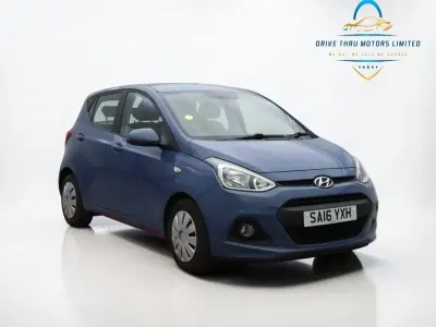 Used Hyundai i10 SE 67 HP (49 kW) 2016 Blue Hatchback