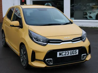 Used Kia Picanto GT-Line 67 HP (49 kW) 2023 Yellow Hatchback