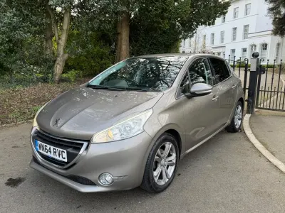 Second-hand Peugeot 208 Allure 82 CP (60 kW) 2014 Gri Hatchback