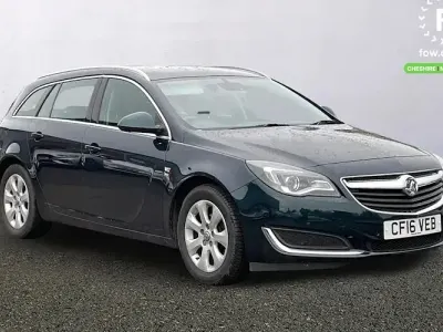 Second-hand Vauxhall Insignia 136 CP (100 kW) 2016 Verde Break