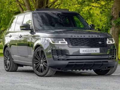 Käytetty Land Rover Range Rover Autobiography 275 HP (202 kW) 2020 Harmaa Katumaasturi