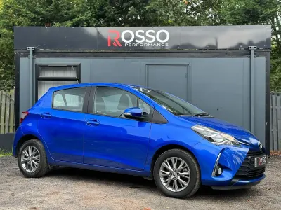 Used Toyota Yaris 2017 Blue Hatchback