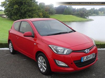 Red Used 2014 Hyundai i20 Active Hatchback | £3,500 (Fair price)