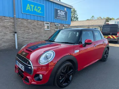Used Mini Cooper S Hatch 2017 Red Hatchback