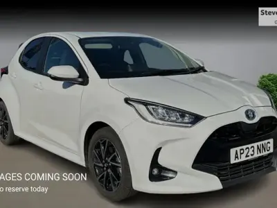 Używany Toyota Yaris Hybrid Design 116 KM (85 kW) 2026 Hatchback