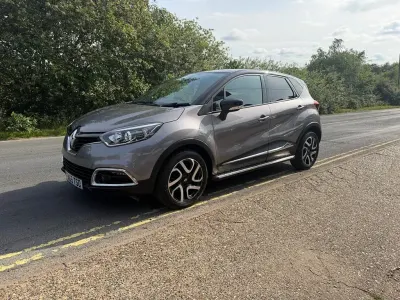 Used Renault Captur Dynamique 90 HP (66 kW) 2016 Grey/black SUV