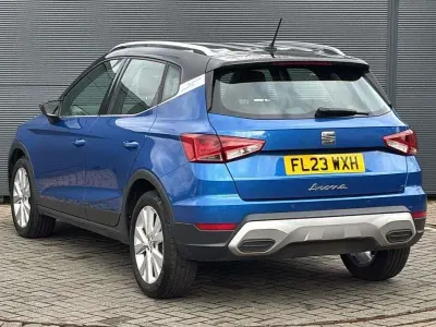 Używany Seat Arona Xperience 108 KM (79 kW) 2023 Niebieski SUV