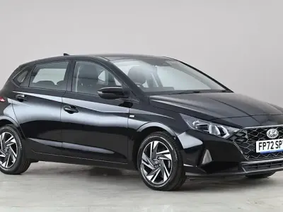 Używany Hyundai i20 SE 101 KM (74 kW) 2022 Czarny Hatchback